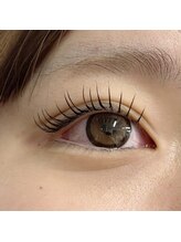 リル(LiLu)/束感マツエク♪