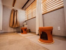 エンチャント(ENCHANT+)/本格黄土のよもぎ蒸しスペース