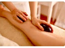 アロマミンピ/ストーンマッサージ