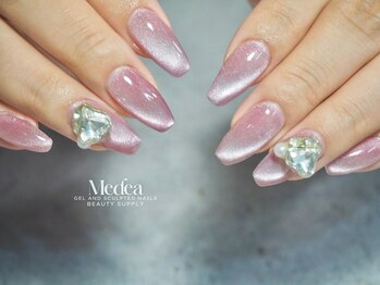 ミーディア(Medea)/