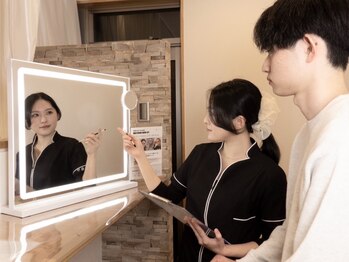 アイアム(i.am)の写真/【眉を整えると、少しだけ毎日が変わる】思わず鏡を見たくなる/自分をもっと好きになる美容をご提供。