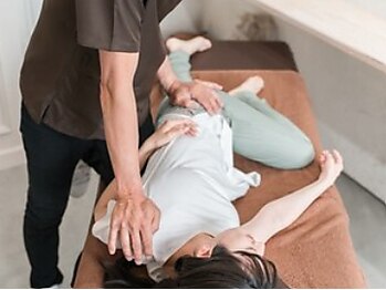 柏整体院の写真/お仕事や疲労による慢性的な腰痛・肩こり・痺れ・だるさを骨盤矯正で改善♪お身体の歪みを整体で根本改善◎