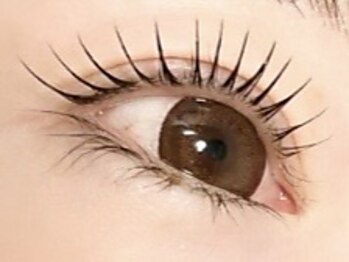 シャルム(Charme)の写真/次世代最新パーマ【パリジェンヌ公式認定サロン★ラッシュリフト¥5490】モテ可愛な上向きまつげ実現!