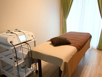 コジー(Cozy)の写真/インディバ専門サロン《45分¥5,000》術後DT短縮特化・引き締め◎駅徒歩2分＊都度払い/回数券＊定休日なし