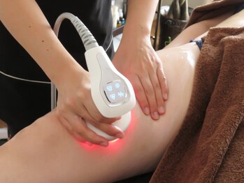 ベルフルール 浜松中野町店の写真/【妥協なしの本気痩身】体重以上の見た目の変化を起こせる技術力とセルゼロマシーンで理想のスタイルを◎