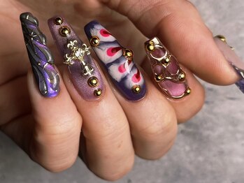 ソルナ(SoLuna)/個性派海外ネイル