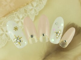 キラキラ冬ネイル