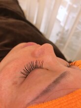 フリルアイビューティ 豊中店(Frill Eye Beauty)/