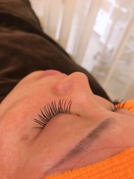 フリルアイビューティ 豊中店(Frill Eye Beauty)/