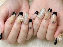 ★ブラックフレンチ×ベージュ★