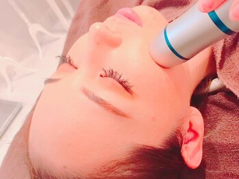 アネル うるま店(anel)の写真/『目元からホウレイ線、フェイスラインまでリフトアップ!』3Dソニックラインで小顔効果を長期キープ!
