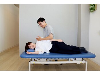 鳴尾ぴっと骨盤整体院/整体