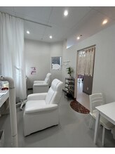 エクシアホワイトニング 西条店/