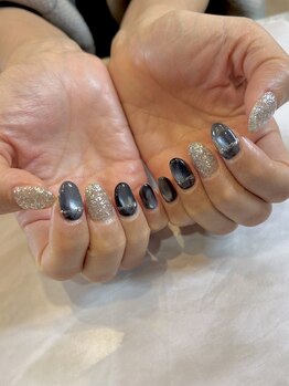 ネイビー×シルバーネイル