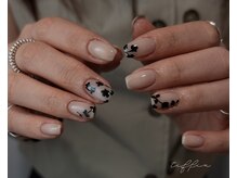 ネイルサロン ティフィン(tiffin)/～simple　flower～