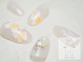 オーロラプルメリアネイル