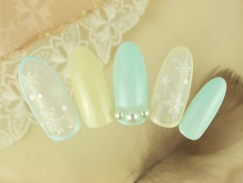 シューズネイルプロデュース/雪の結晶パールネイル