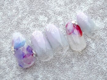 カトルナフ(quatre fois neuf)/あじさいのニュアンスネイル