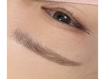 ロッジ スパ(Loge-SPA-)の写真/【美眉スタイリングがオススメ☆】汗にも強い！どんな時でもキレイな眉毛へ♪幅広いご要望にも対応◎