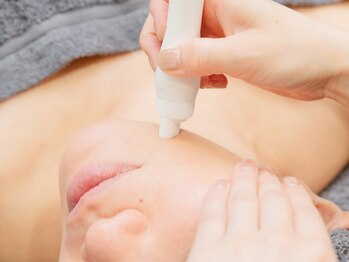 ジョリーファム(Joliefemme)の写真/完全プライベート空間で周りを気にせずゆっくりと過ごすフェイシャルで美肌と癒しの時間を♪