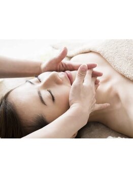 ホウレイ線・たるみ改善！予防ケア