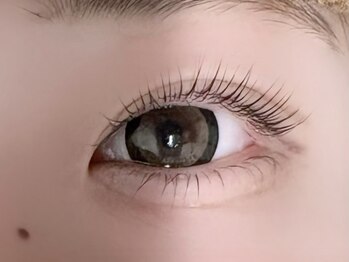 プラスエオノ エオノ(Plus Eono)/パリジェンヌラッシュリフト