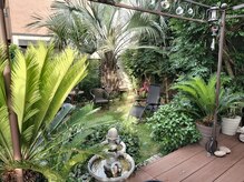 サン アーユス 千葉本店(Sun Ayus)/異次元の楽園のような場所