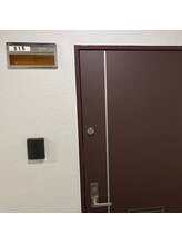 ネクストプラス 梅田店(NEXT+)/【道路側よりお越しの方】　9