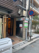 ミルズ(MillS)/当サロンのビル入口です！