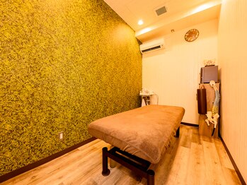 おひさま整骨院 越谷院/完全個室完備！(整体)
