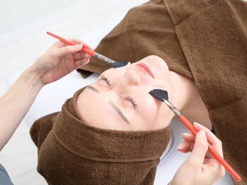 スキンラボ 新宿(SKIN LAB)の写真/【医療機関提携】ララピールでお悩み改善◎ニキビケア/乾燥肌/敏感肌の方におススメ♪憧れの水光肌に◎