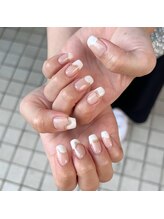 Mネイルアンドカフェ シェレステ/うねうねフレンチ♪