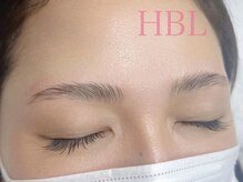 AMK/ハリウッドブロウリフト