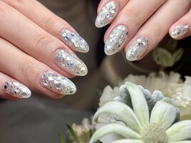 ラメグラデーションの冬ネイル♪