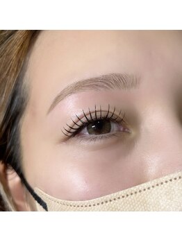 エマ(emma.)/【マツエク】×【眉毛】