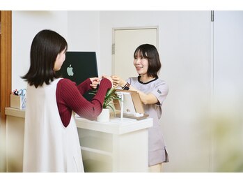 クボ鍼灸院/受付