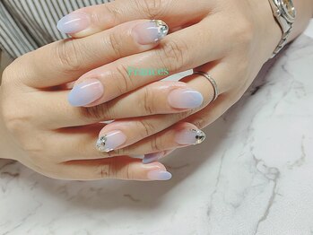 フランセス(Frances)/グラデーション×先端ストーン