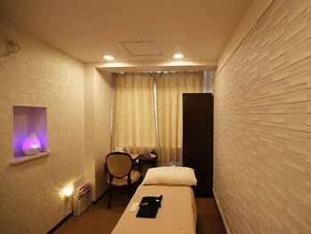 美骨矯正 ステキプロ(SUTEKI pro)/扉付きで落ち着きの有る完全個室