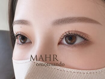 マール 表参道店(MAHR)の写真/〈まつげパーマ×アイブロウ〉ナチュラルかつぱっちりな上向きまつげ&アイブロウでメイク時間が楽しく♪