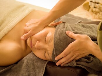 メグリ(Megurii)/小顔矯正