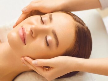 ふじこのみらい by ラディアンヌの写真/【小顔&若々しい見た目のキレイ肌に】生体電流ナノカレント& EMS &美顔マッサージ♪むくみ・たるみ改善！