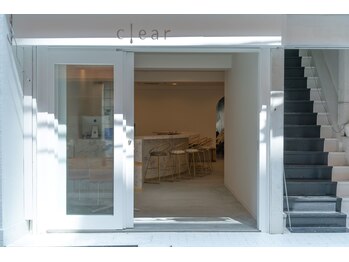 クリアヒーリングサロン/1階路面店！窓の大きな入口　