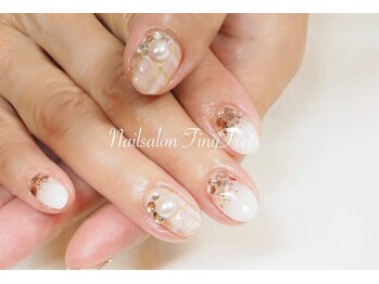 タイニーツリー(Tiny Tree)/127 チェック柄アート