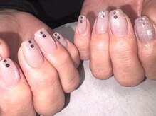 パープルの爪屋