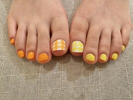 フットネイルネオンカラーネイル