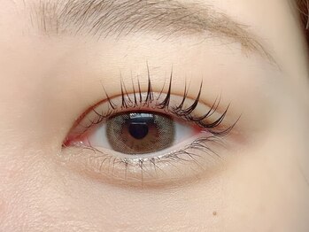 コム 草加マルイ店(com by neolive)/ラッシュリフト！（デザイン）