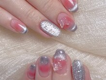 シーアンドビーネイル(C&B Nail)/蝶々パーツ＋ワンホンネイル