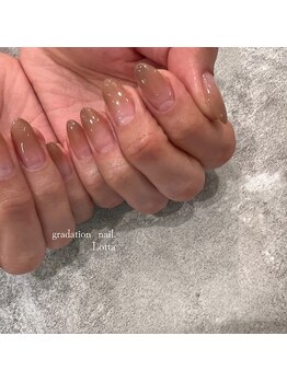 ロッタ(Lotta)/グラデーションネイル☆