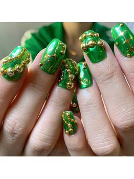 ウズ(UZU)/個性派ネイル