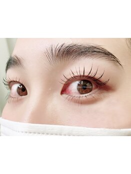 モテ可愛な目元にしたい